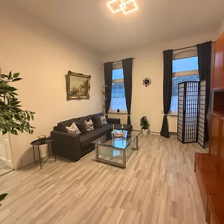 Margrit Apartment *